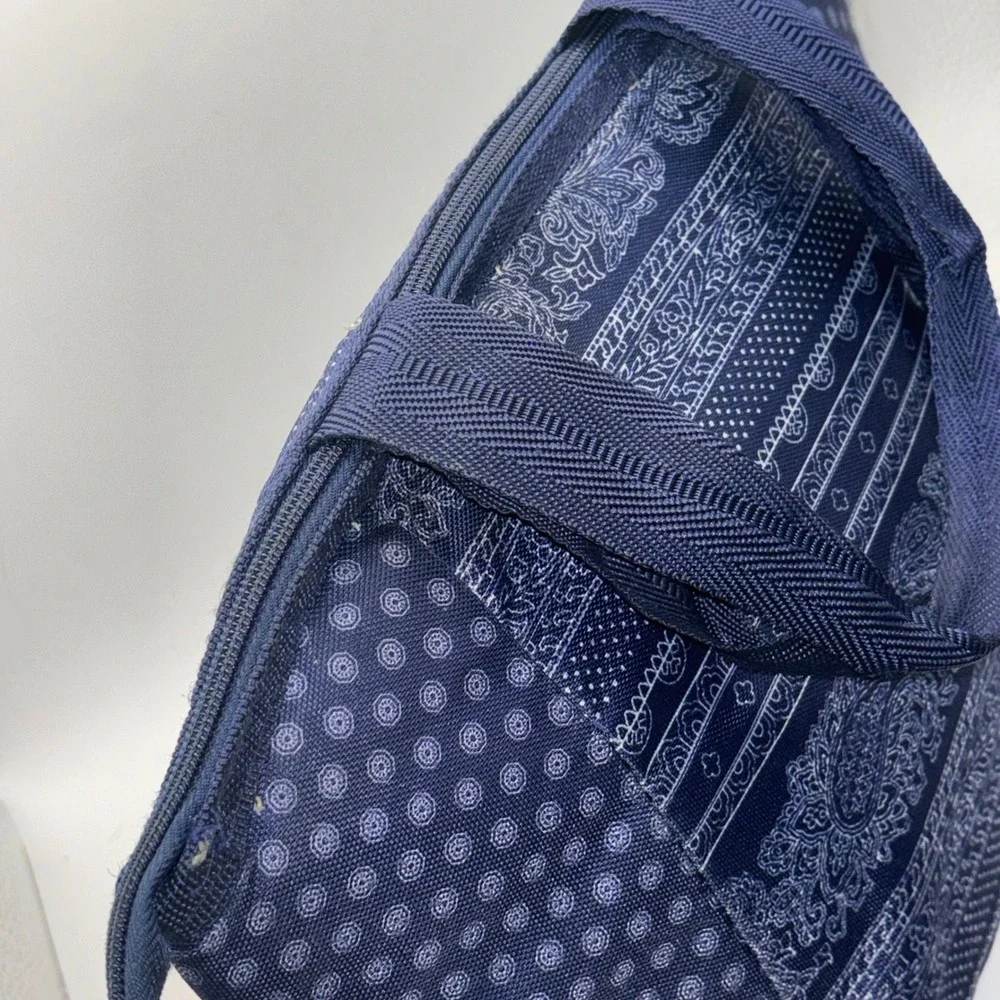 Igloo Insulated Lunch Tote Bag Blue Paisley Pattern Soft Side Cooler 9 Can‎